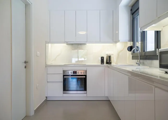 Sithoniars Avina Luxury Maisonette ニキティ