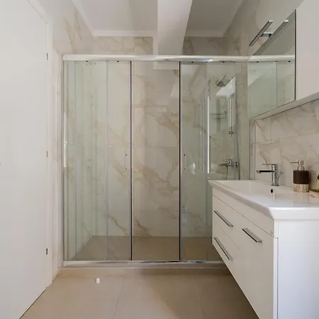 Sithoniars Avina Luxury Maisonette