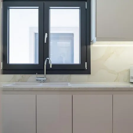 Sithoniars Avina Luxury Maisonette *