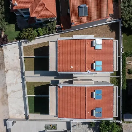 Sithoniars Avina Luxury Maisonette בית נופש *