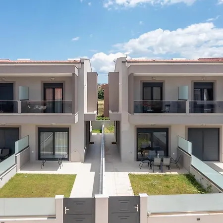 בית נופש Sithoniars Avina Luxury Maisonette