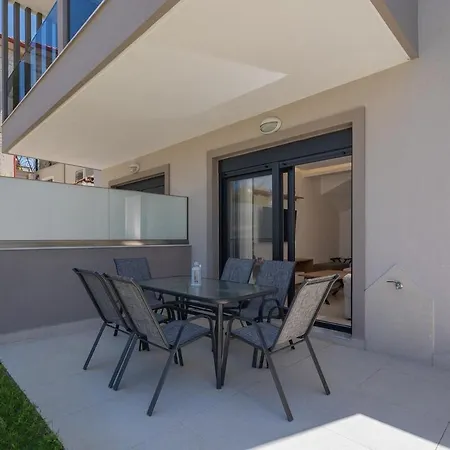 בית נופש Sithoniars Avina Luxury Maisonette ניקיטי