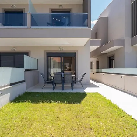 בית נופש Sithoniars Avina Luxury Maisonette ניקיטי