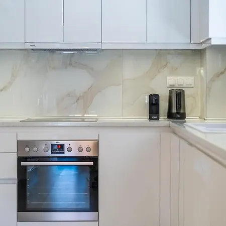 Sithoniars Avina Luxury Maisonette ניקיטי