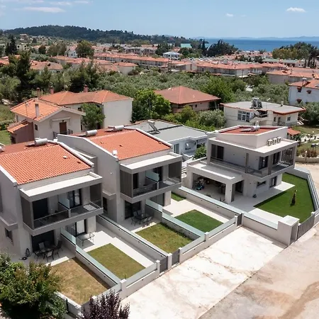 Sithoniars Avina Luxury Maisonette