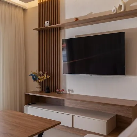 Sithoniars Avina Luxury Maisonette *